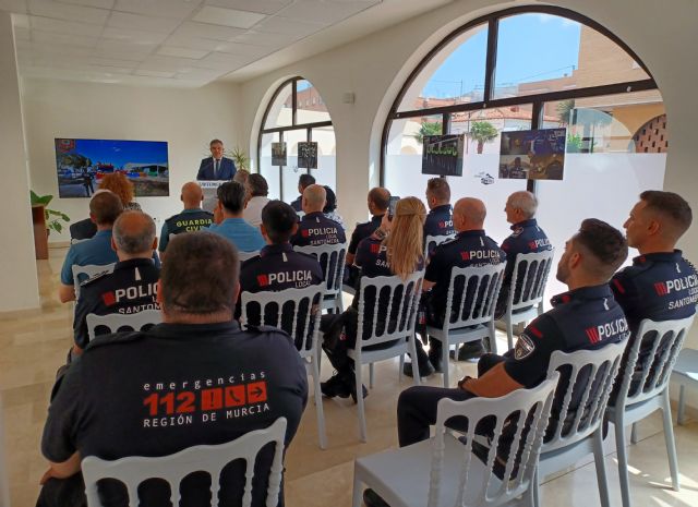 Vázquez participa en el acto conmemorativo de la Policía Local celebrado en Santomera