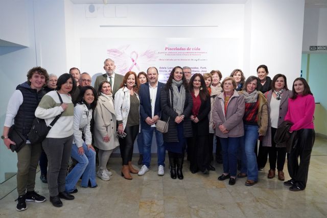 Santomera acoge la exposición solidaria 'Pinceladas de vida' a beneficio de la Junta Local de la AECC