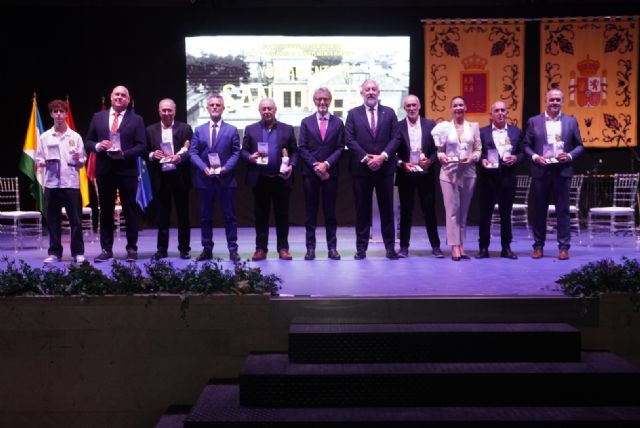 Santomera celebra el 47° aniversario de la segregación municipal con la entrega de las Medallas de Oro y al Mérito Santomera celebra el 47° aniversario de la segregación municipal con la entrega de las Medallas de Oro y al Mérito